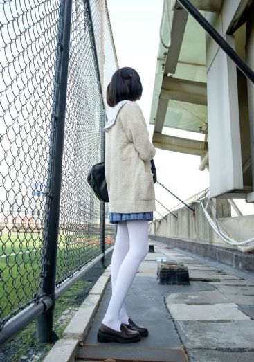 巨大乳の超乳を揉んで乳挤-迅雷会员全集免费观看