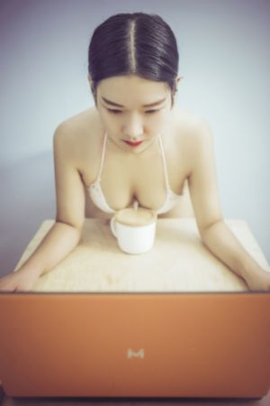 久久国产无码免费新视频-未删减免费完整版高清