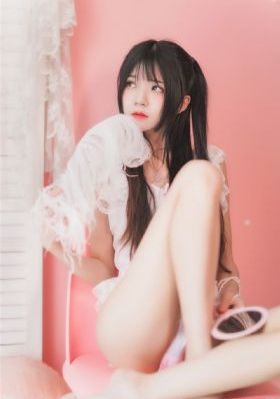 欧美cosplay自慰喷水-私人影视高清完整视频